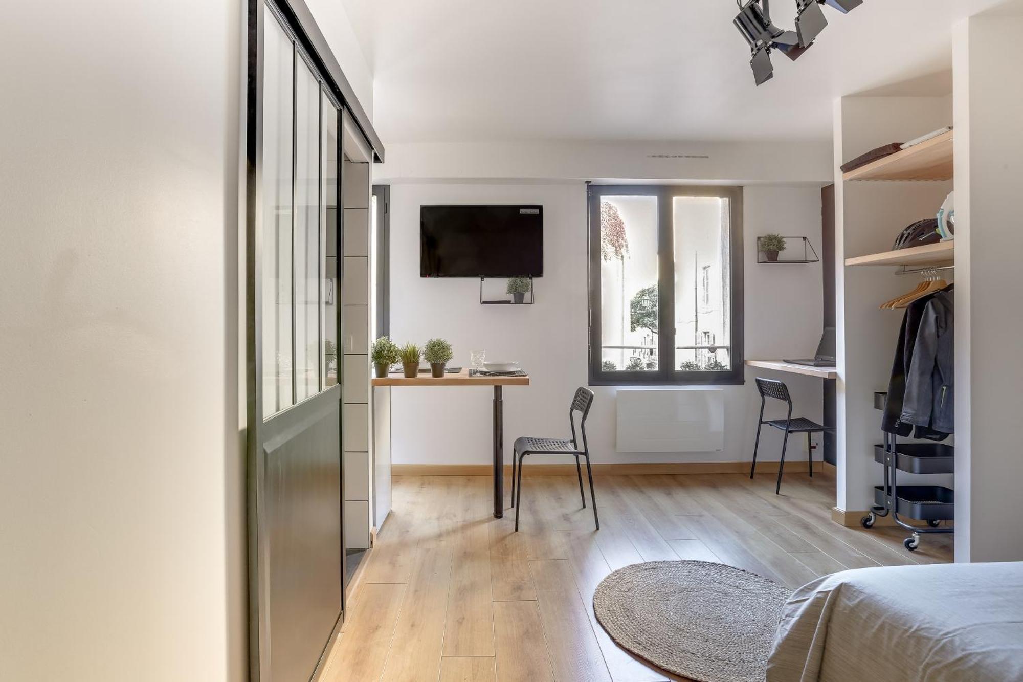 Suites Independantes Toutes Equipees Leopold Ou Carnot Nancy Bagian luar foto